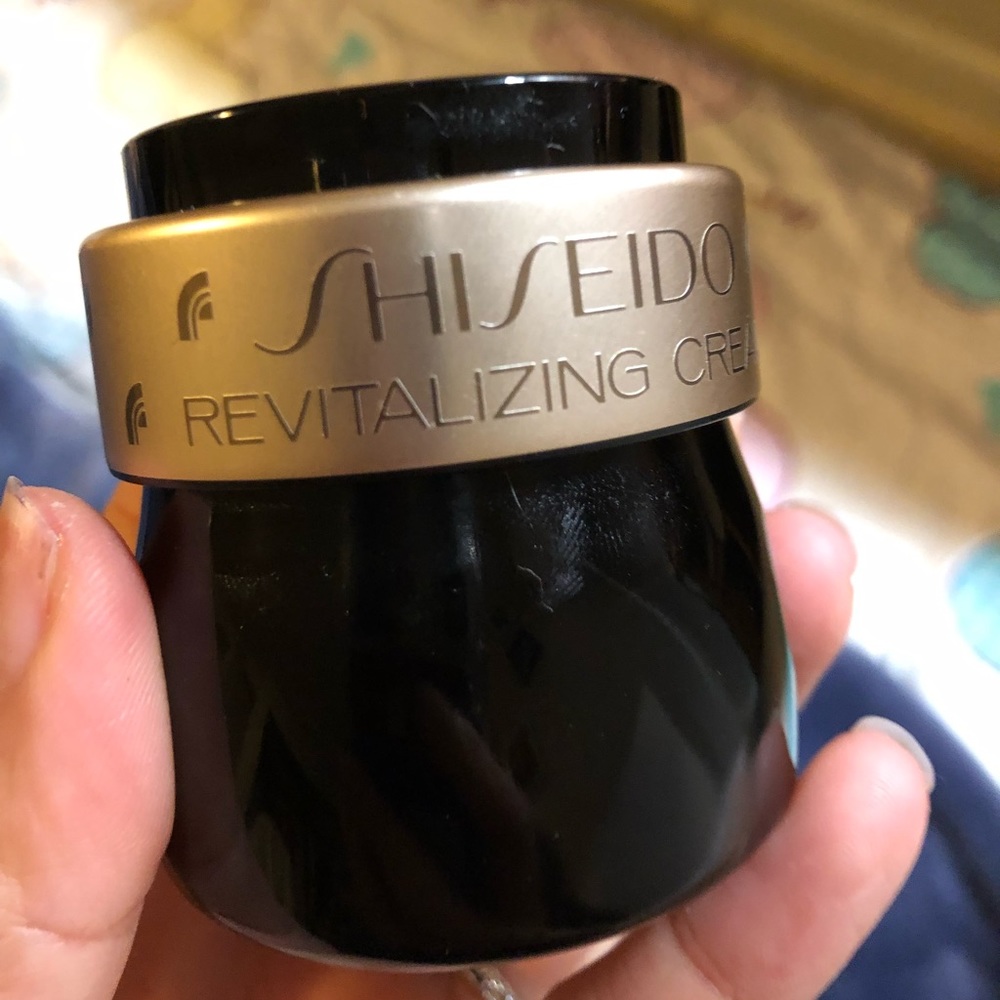 Shiseido revitalizing